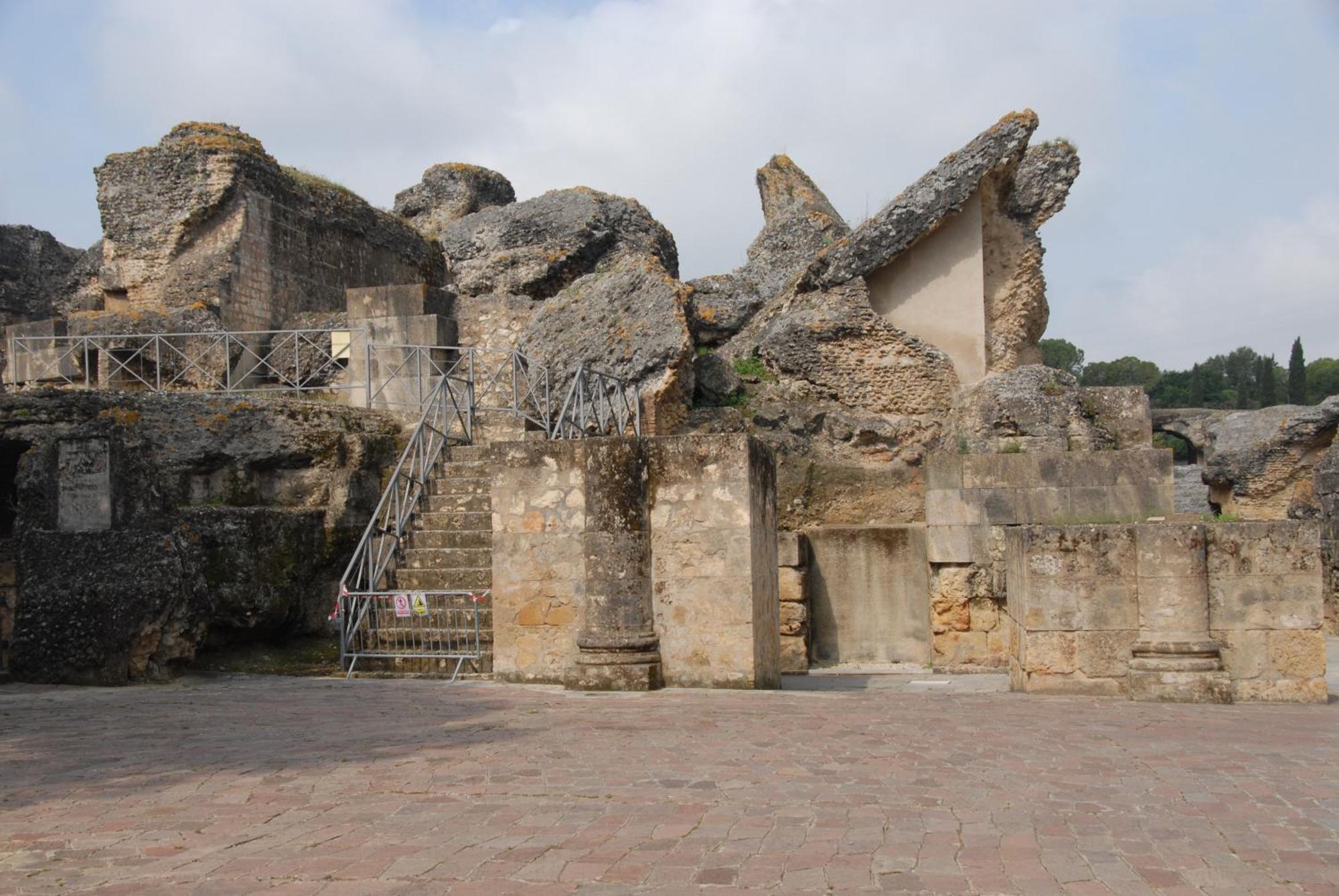 Hotel Anfiteatro Romano Santiponce Exteriér fotografie