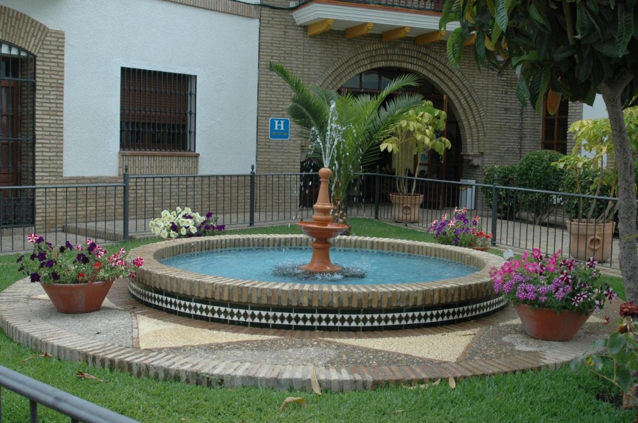Hotel Anfiteatro Romano Santiponce Exteriér fotografie